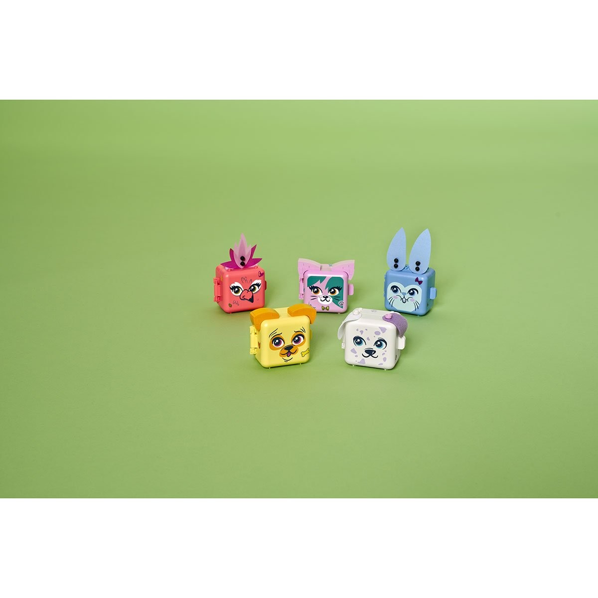 LEGO Friends 41664 Le cube carlin de Mia, Cadeau Fille et Garçon 6 ans