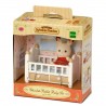 Bébé Lapin chocolat et son lit – Sylvanian Families 2205